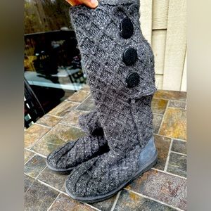 Grey knit tall grey sweater boots women size 8